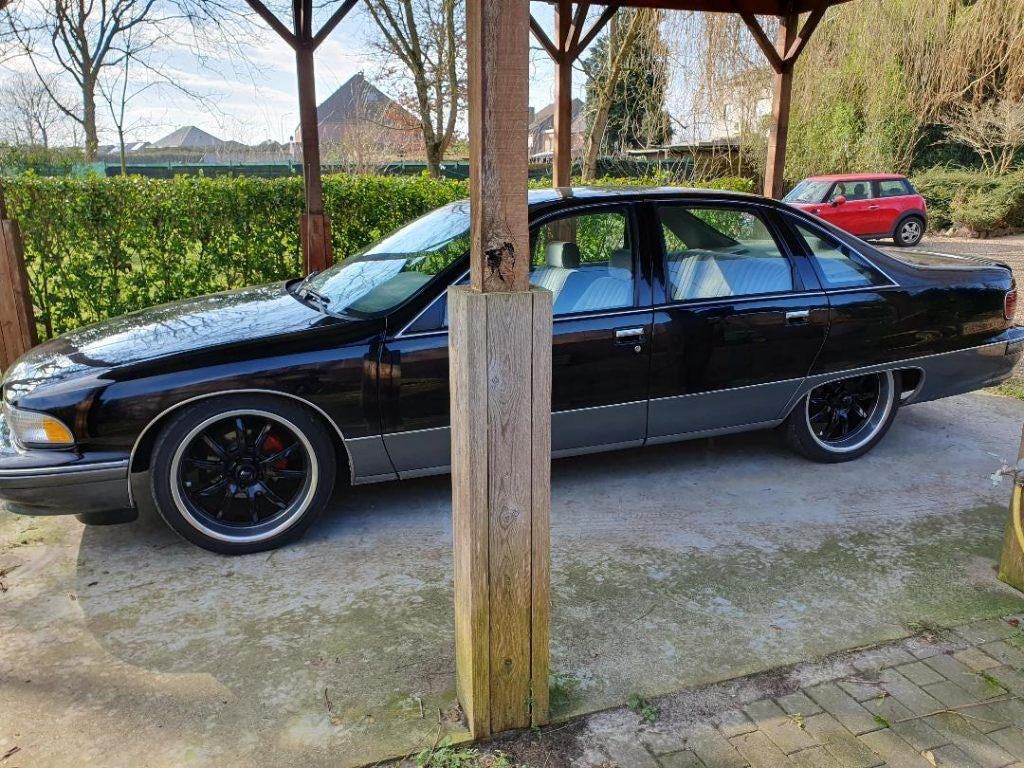 caprice, 8 cilinders, Zwart, Grijs, Particulier