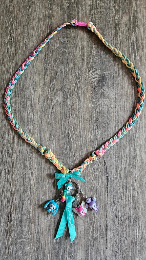 Minimoomis kleurrijke ketting met schattige dierbedels, Ophalen of Verzenden, Zo goed als nieuw, Overige kleuren, Ketting