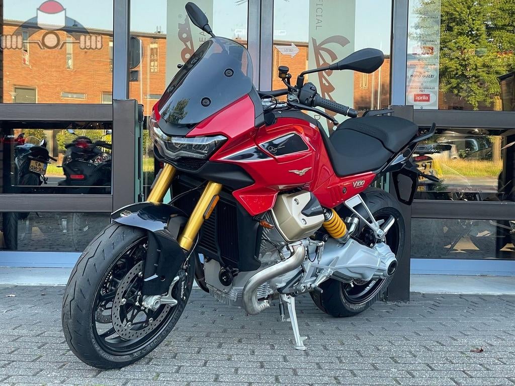 Moto Guzzi V 100 Mandello Windtunnel  gratis kofferset, 2 cilinders, Moto Guzzi, Motorrijbewijs A, Bedrijf