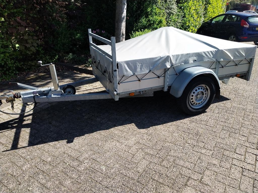 aanhanger, Ophalen, Zo goed als nieuw