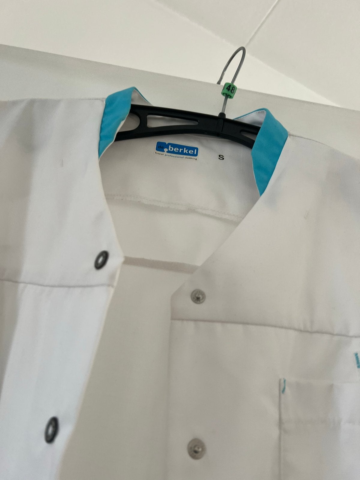 Berkel schoonheidsspecialiste/zorgjas - Maat S, Kleding | Dames, Ophalen, Zo goed als nieuw