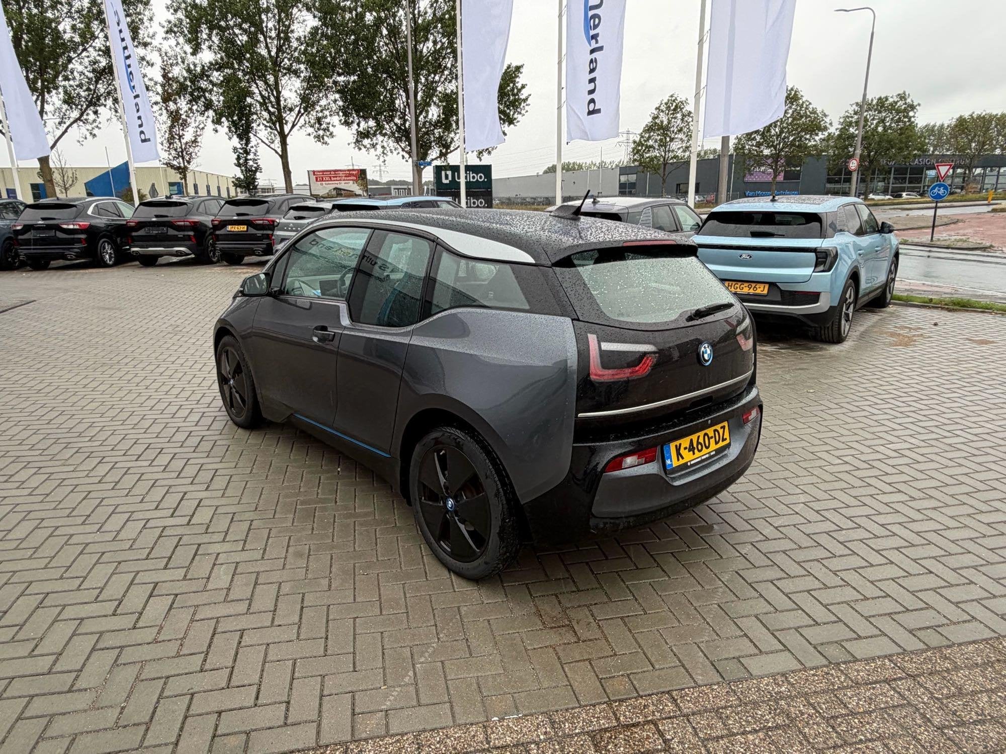 BMW i3 Basis 120Ah 42 kWh 170pk | Achteruitrijcamera | Keyle, Auto's, Automaat, Gebruikt, 4 stoelen, 170 pk