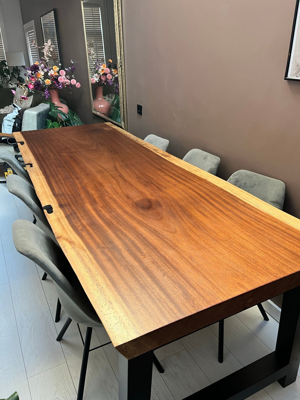 8-persoons boomstam eettafel - 245x90cm, Ophalen, 200 cm of meer, 50 tot 100 cm, Zo goed als nieuw