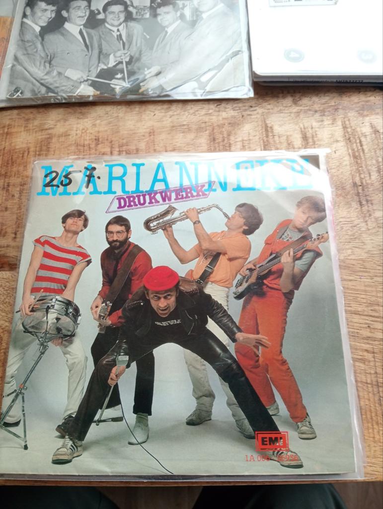 Drukwerk - marianneke, Cd's en Dvd's, Vinyl | Nederlandstalig, Ophalen of Verzenden, Zo goed als nieuw, Overige formaten, Levenslied of Smartlap