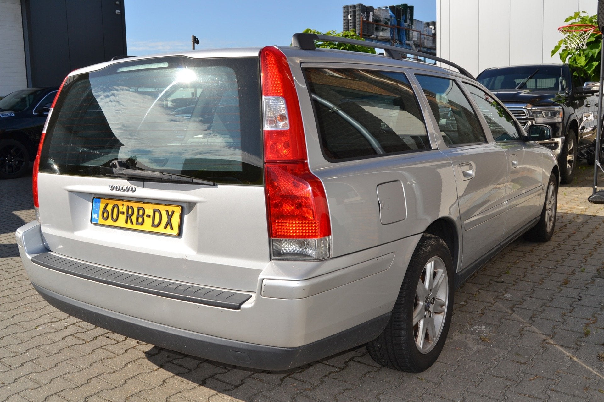 Volvo V70 2.4 Edition II, Voorwielaandrijving, Leder en Stof, Euro 4, Zilver of Grijs