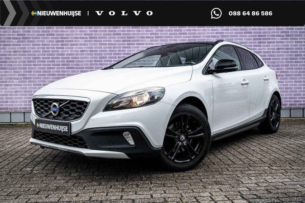 Volvo V40 Cross Country 1.6 T4 Momentum | Panoramadak | Navi