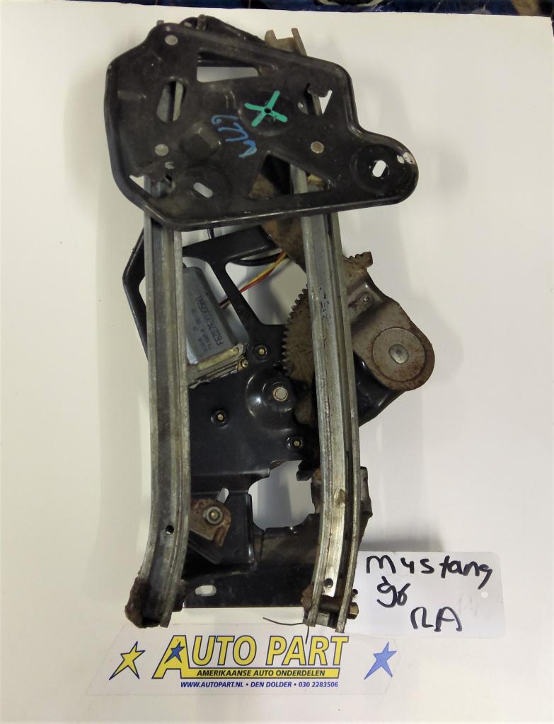 Ford Mustang zijraam mechanisme achter 1994-2000, Gebruikt, Ford motor company, Ford USA, P.O. Box 6248, Dearborn, MI 48126