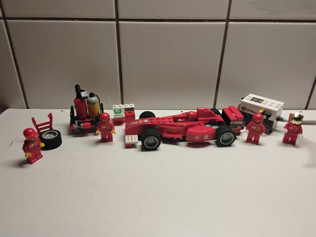 26. Lego Racers 8673 Ferrari F1 Brandstofstop, Kinderen en Baby's, Speelgoed | Duplo en Lego, Gebruikt, Lego, Ophalen of Verzenden