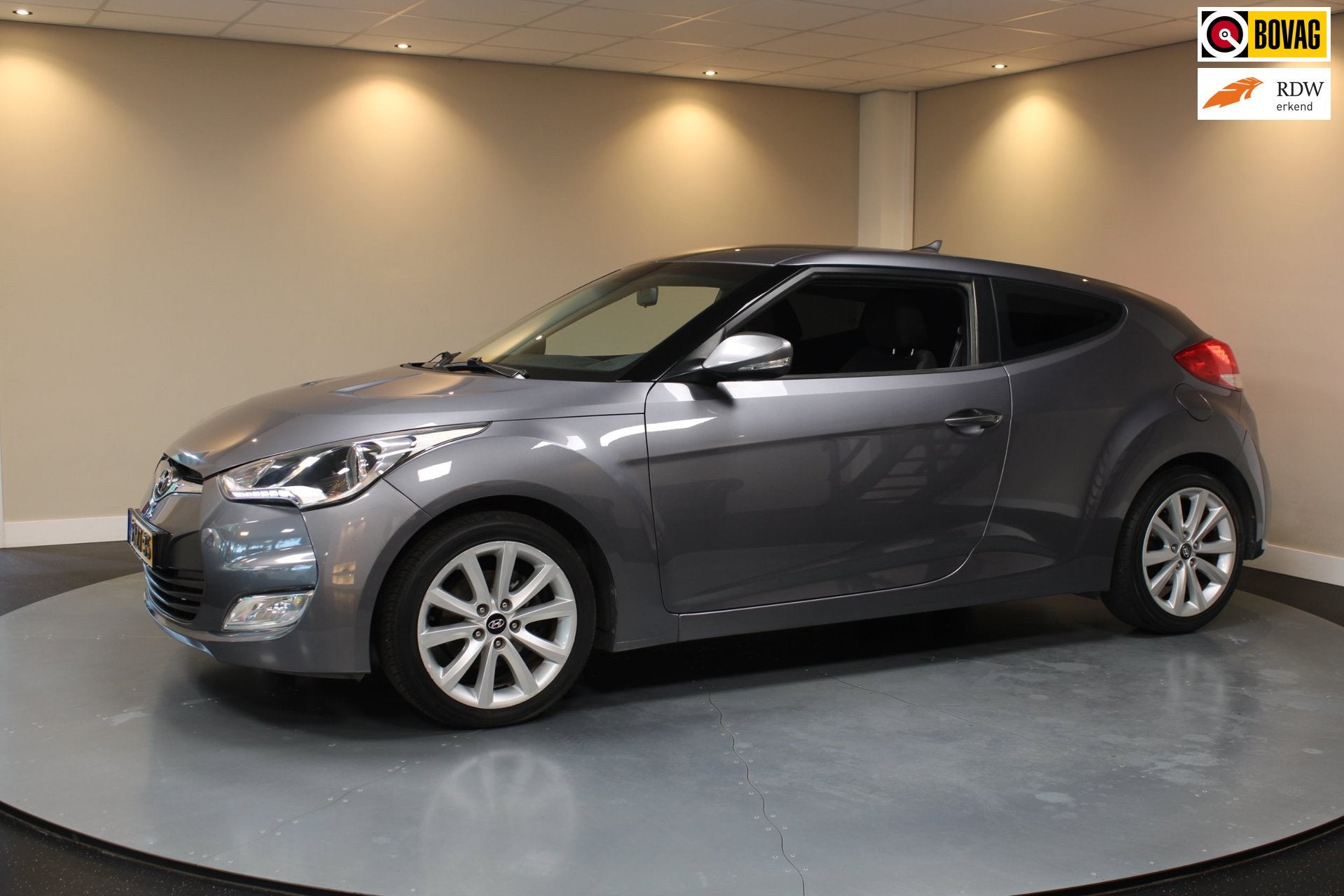 Hyundai Veloster 1.6 GDI i-Motion *140Pk!* All-seasons|LED|1, Voorwielaandrijving, Gebruikt, 1591 cc, 4 cilinders