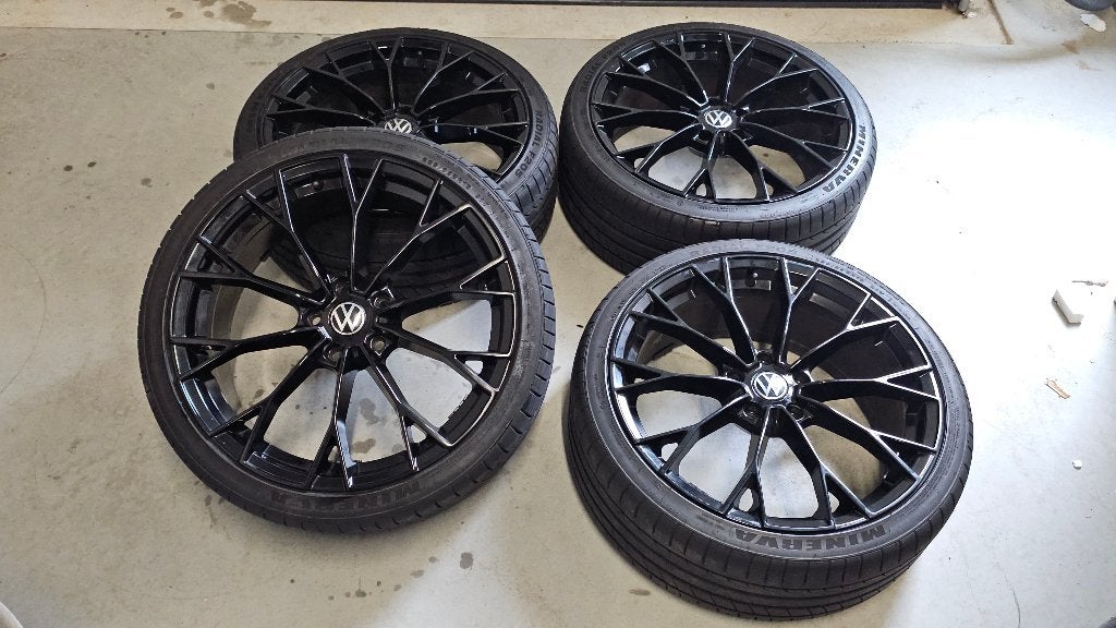 VW Warmenau style 19 inch velgenset 5x112 8J ET45 235/35 R19, Auto-onderdelen, Banden en Velgen, 19 inch, Gebruikt, Velg(en), Ophalen of Verzenden