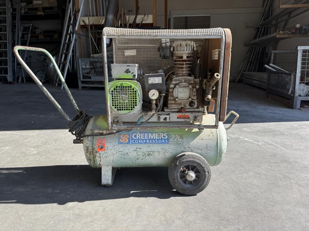 Creemers compressor gebruikt 22 liter tank, Ophalen, Gebruikt, 6 tot 10 bar, 200 tot 400 liter/min