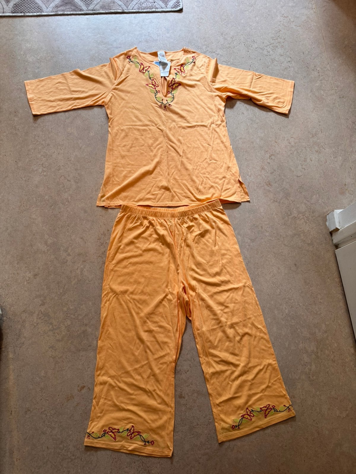 Tweedelige oranje pyjama, Verzenden, Nieuw, Maat 42/44 (L), Oranje