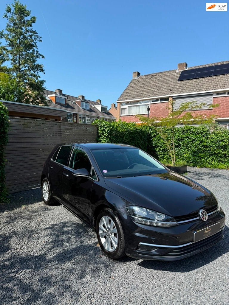 Volkswagen Golf 1.0 TSI Comfortline, Auto's, Volkswagen, Stof, Gebruikt, 620 kg, Zwart