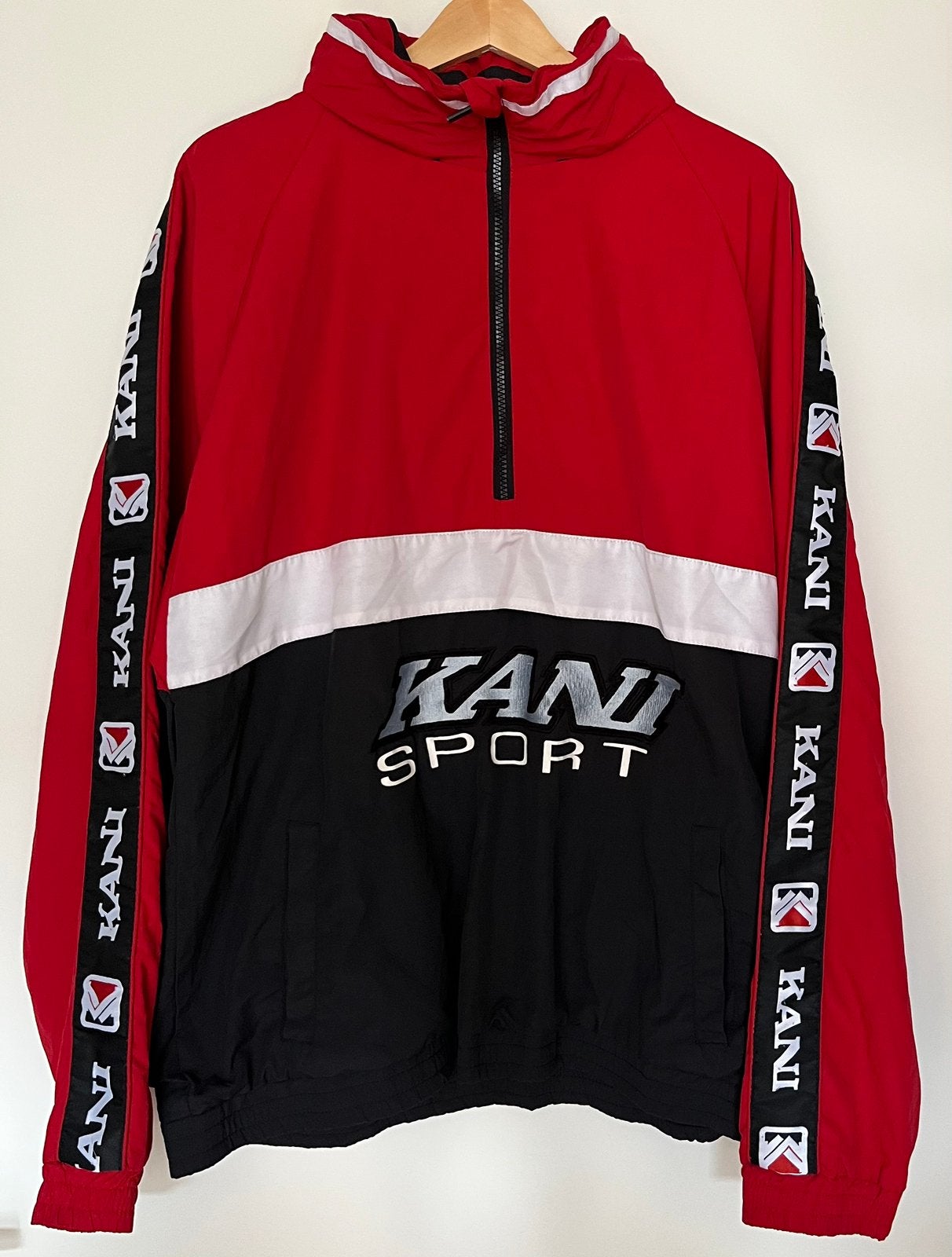 Vintage Karl Kani Sport Windbreaker Jacket - Maat L - Retro, Ophalen of Verzenden, Zo goed als nieuw, Rood