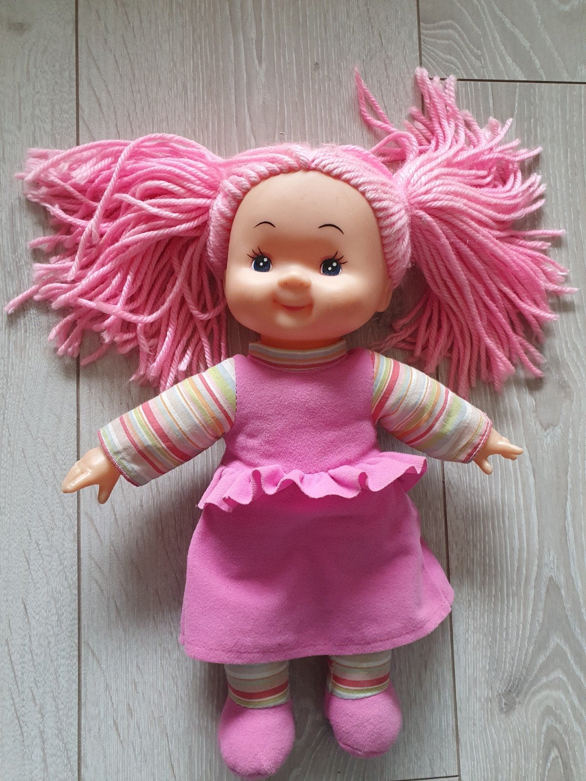 Pop.  37cm, Ophalen of Verzenden, Zo goed als nieuw, Overige typen