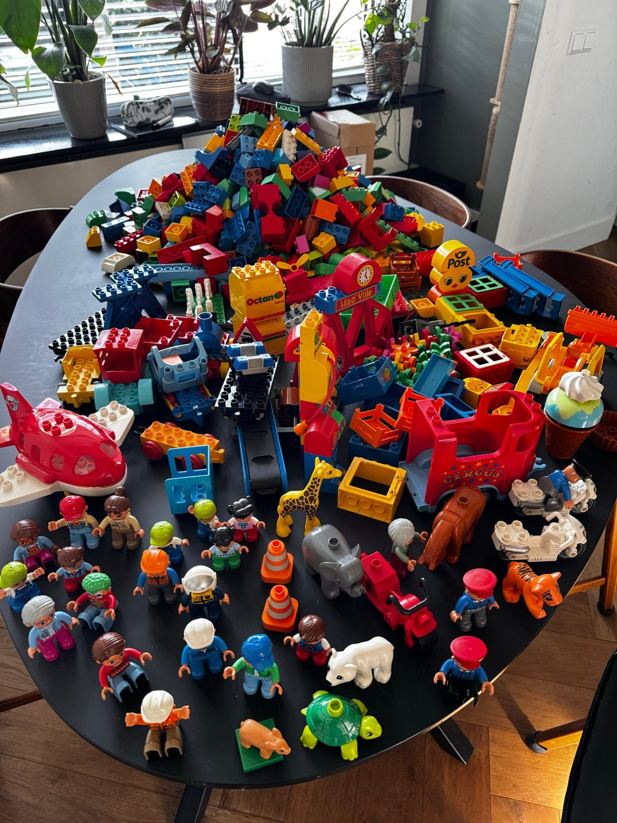 Grote partij LEGO Duplo met treinen, figuren en meer!, Kinderen en Baby's, Ophalen, Inclusief minifiguren, Gebruikt, Duplo