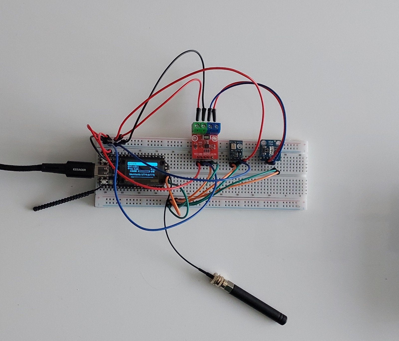 Heltec 4 LoRa meshtastic esp32, Ophalen of Verzenden, Zo goed als nieuw