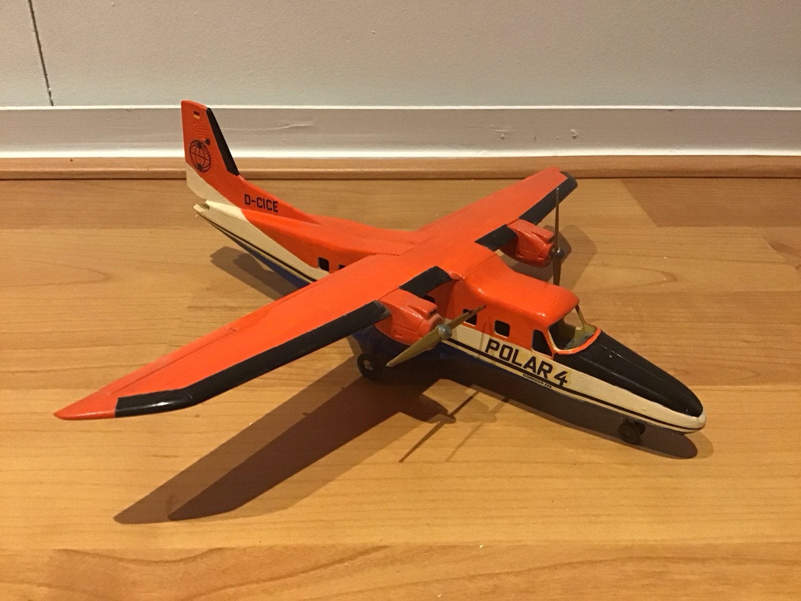Modelvliegtuig Dornier Do 28 D-2 Skyservant "POLAR 4", Overige merken, Ophalen of Verzenden, Zo goed als nieuw, Groter dan 1:72