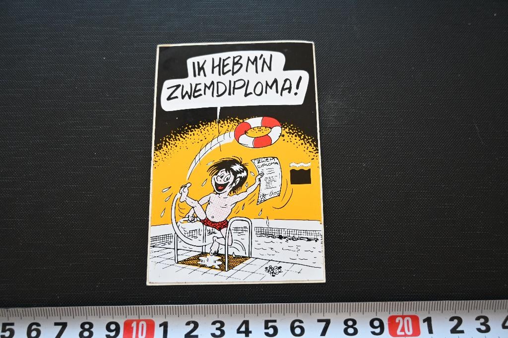 sticker zwemmen strip rob gorter ik heb m'n zwemdiploma, Verzamelen, Ophalen, Zo goed als nieuw