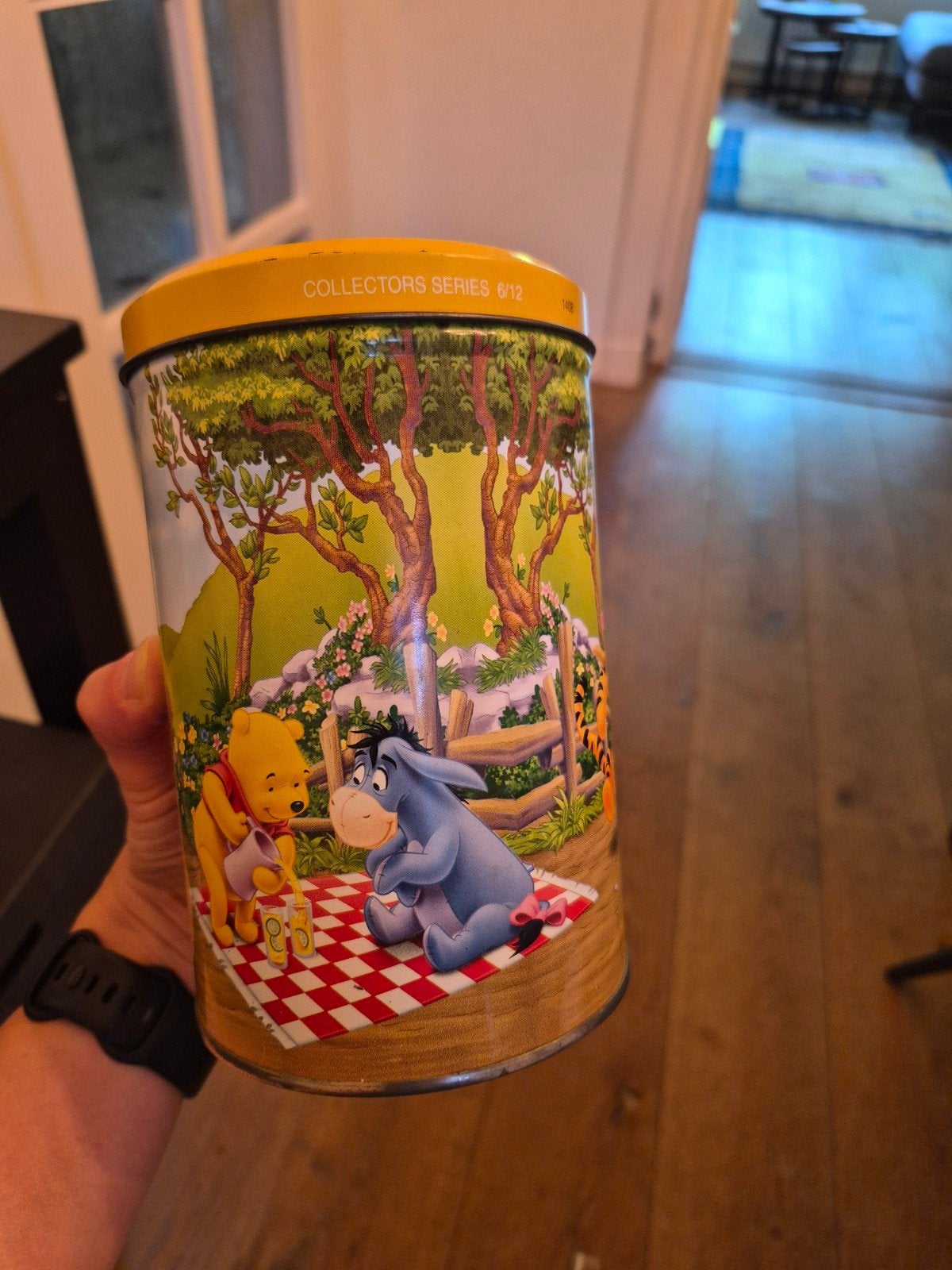 Winnie the Pooh verzamelblik Collectors series 6/12, Verzamelen, Blikken, Ophalen of Verzenden, Gebruikt, Overige