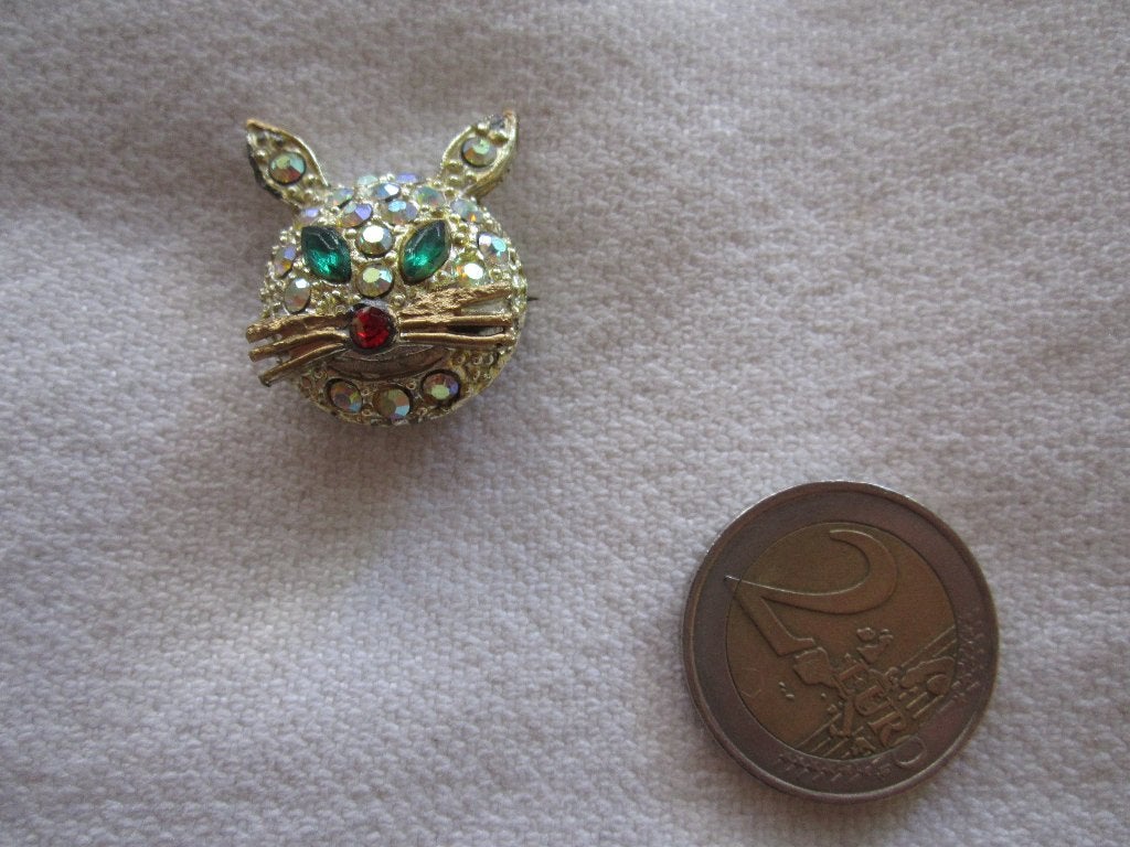 28.  Aparte oude broche, Ophalen, Overige materialen, Broche