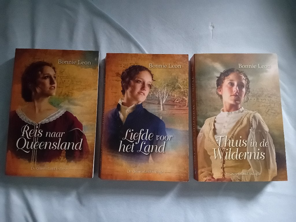 Queensland serie - Bonnie Leon, Ophalen of Verzenden, Zo goed als nieuw, Bonnie Leon