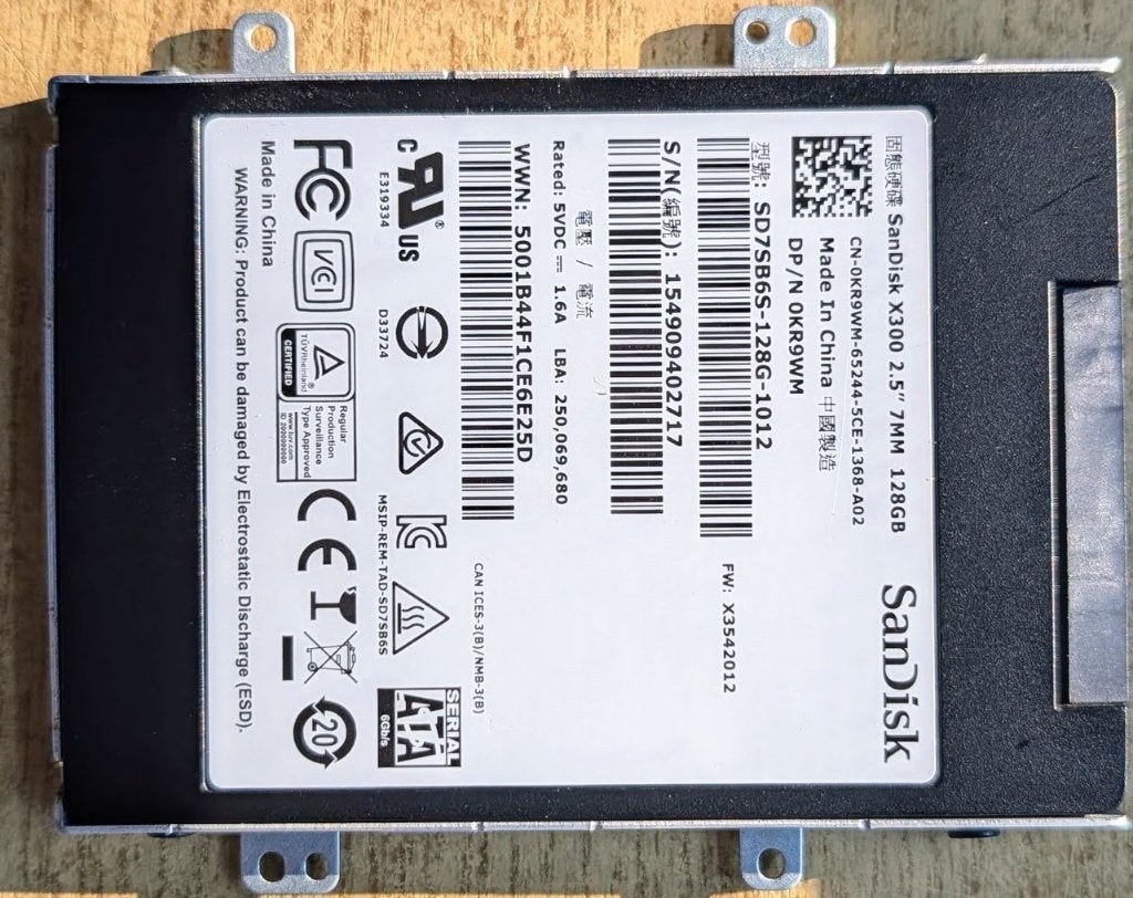 SanDisk X300 128GB SSD - Zo goed als nieuw, Computers en Software, Harde schijven, Zo goed als nieuw, Laptop, Intern, SSD, SATA