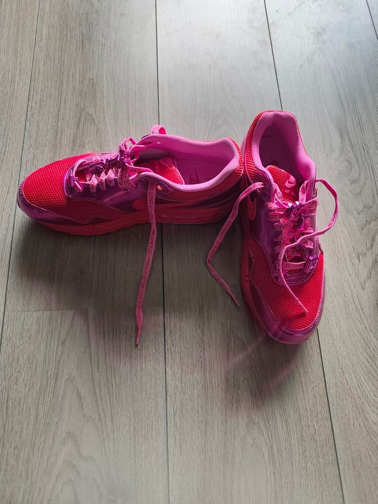 Nike Air Max 1 'Playful Pink University Red' - Maat 41, Verzenden, Nike, Nieuw, Sneakers of Gympen