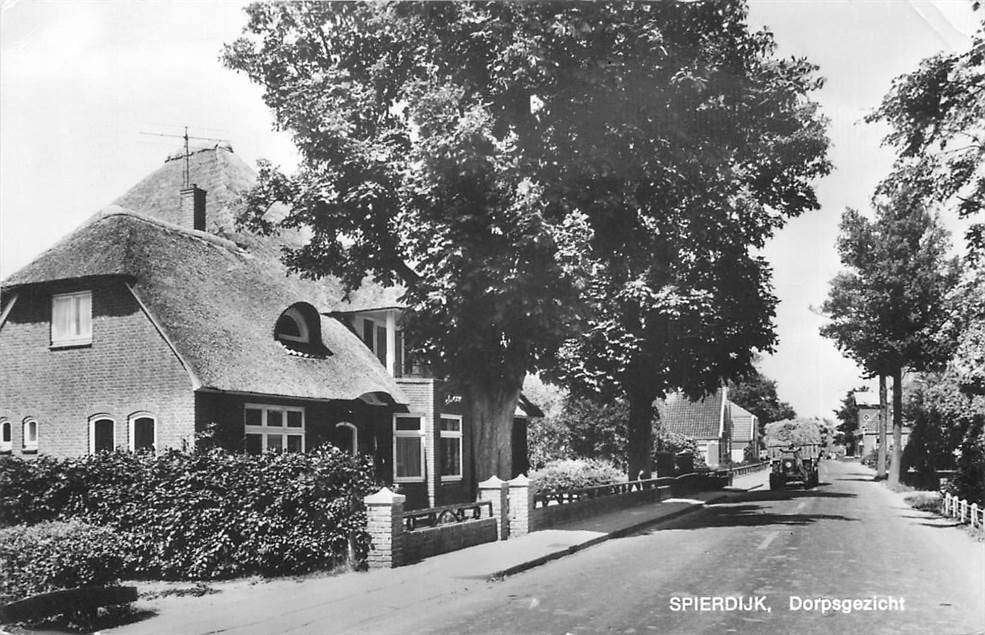 304-211-047 Spierdijk Dorpsgezicht, Verzamelen, Ansichtkaarten | Nederland, Verzenden, Voor 1920, Noord-Holland