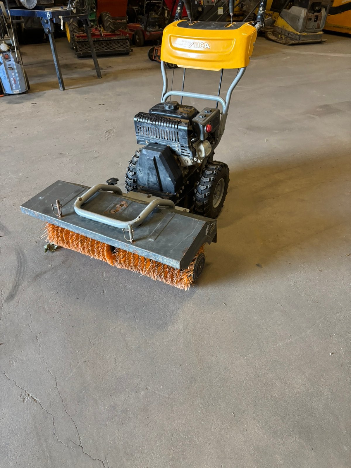 Stiga sws 800 veegmachine, Ophalen, Zo goed als nieuw