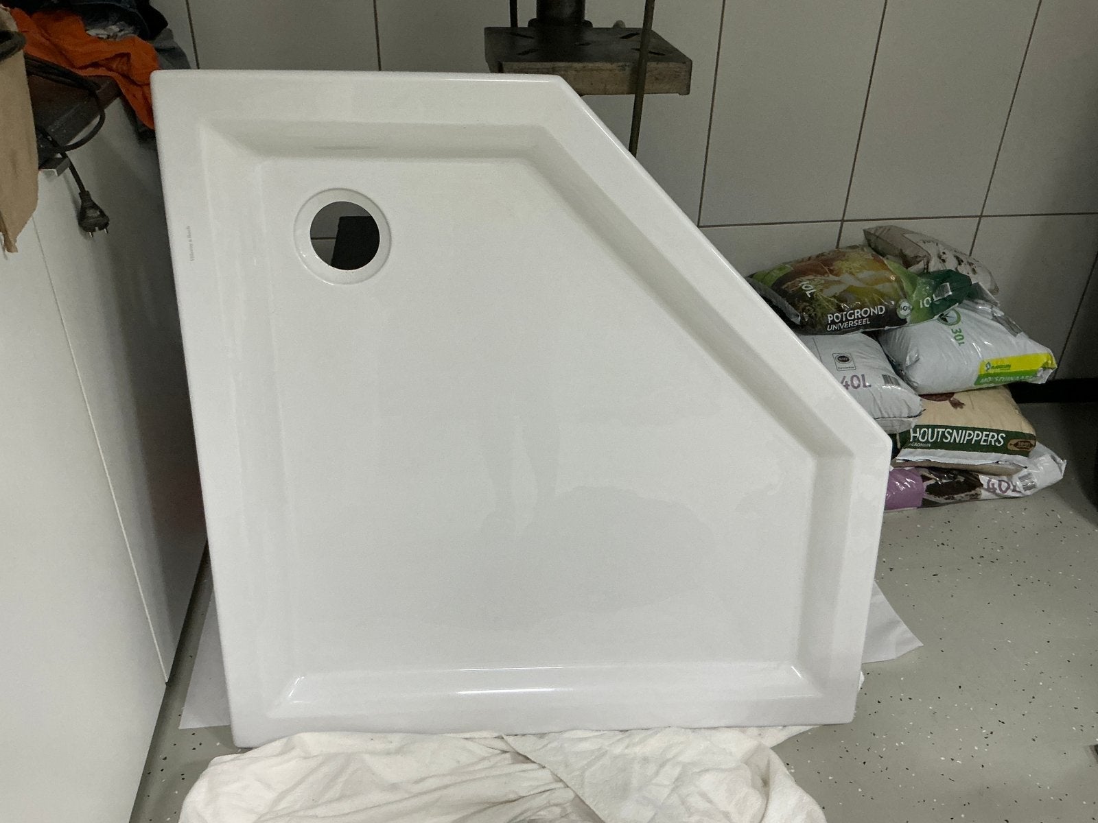 Nieuwe Villeroy & Boch hoekdouchebak 100  x 100 cm – 3,5 cm, Ophalen, Nieuw, Douche