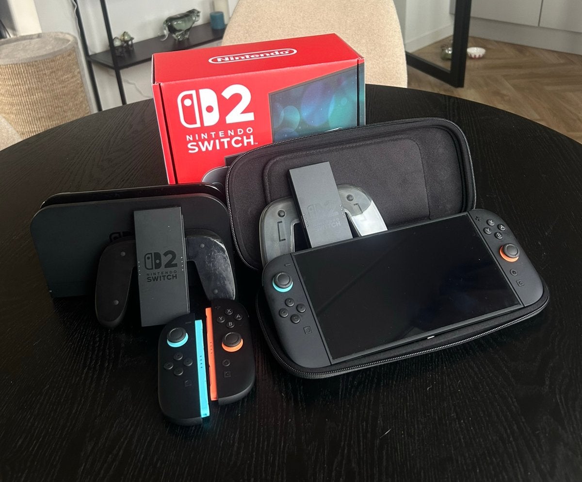 Switch 2 , zgan. met extra controller en spel, Ophalen of Verzenden, Zo goed als nieuw