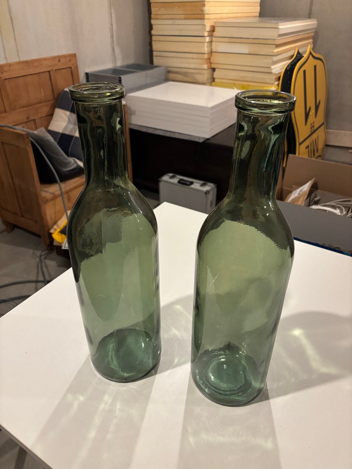 Set van 2 Vintage Groene Glazen Flessen, Ophalen of Verzenden