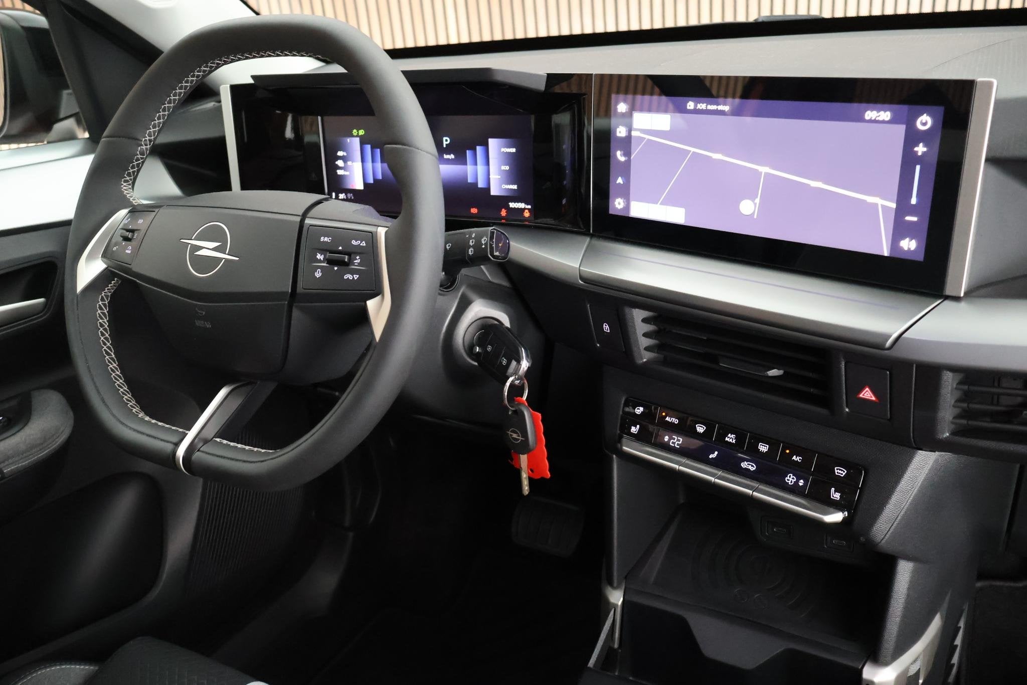 Opel Frontera Electric GS 113pk 44 kWh SOH 94,9% Stoelverwar, Stof, Gebruikt, Overige kleuren, Origineel Nederlands