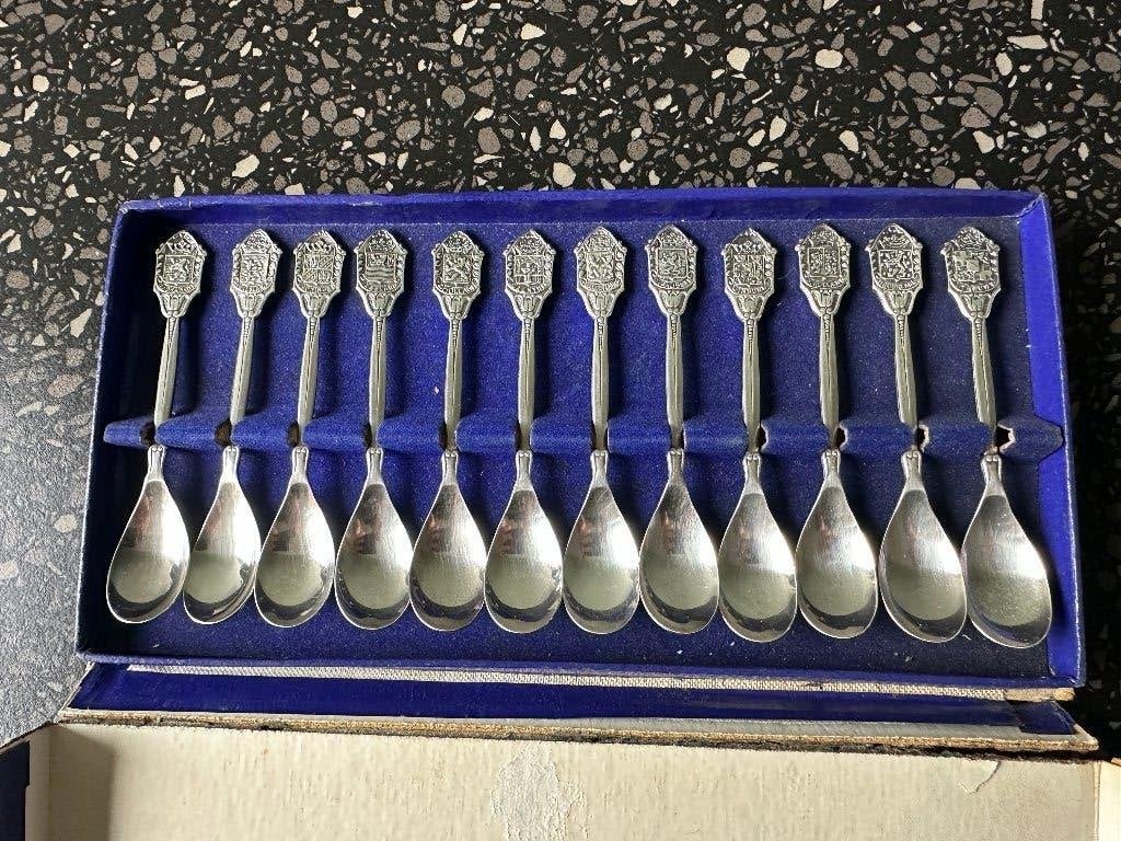 Verzilverde lepeltjes set provincies. Theelepeltje lepel 90., Antiek en Kunst, Ophalen of Verzenden