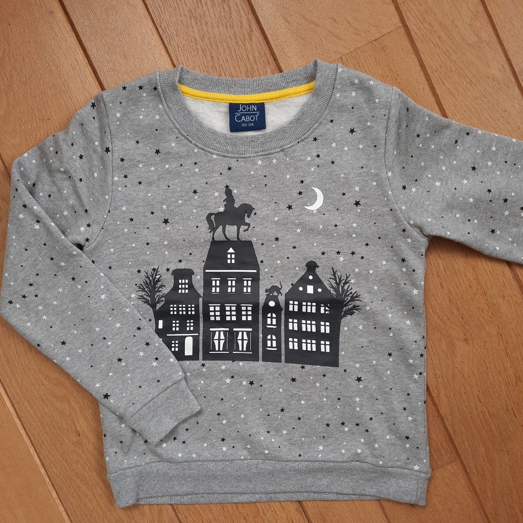 John Cabot sweater grijs zwart Sinterklaas maat 122/128 - ni, Kinderen en Baby's, Jongen of Meisje, Ophalen of Verzenden, Zo goed als nieuw