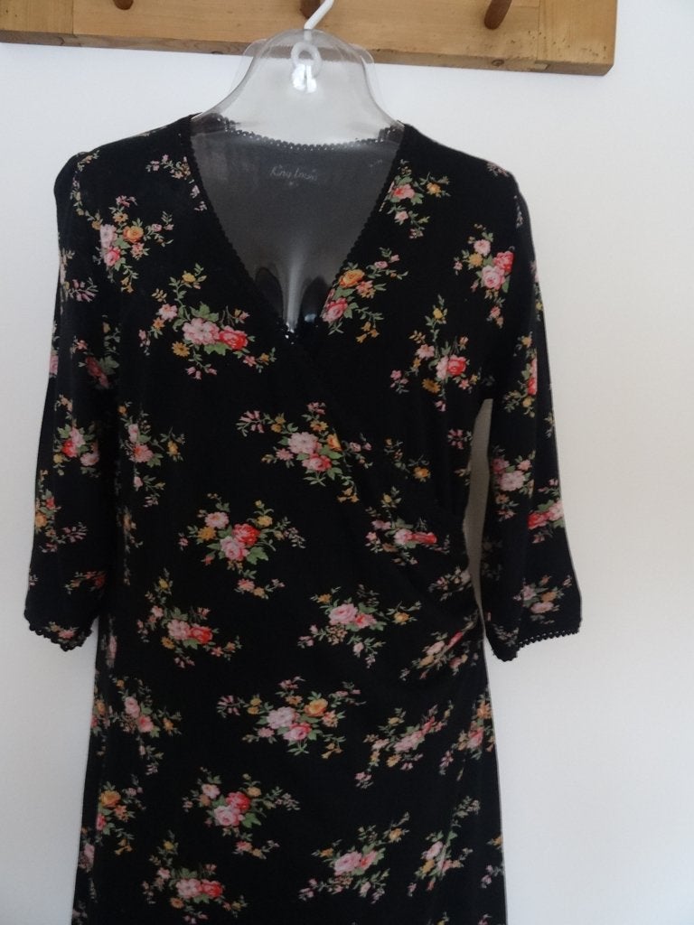 King Louie jurk mt M, Kleding | Dames, Jurken, Zo goed als nieuw, Maat 38/40 (M), Zwart, Knielengte, Verzenden