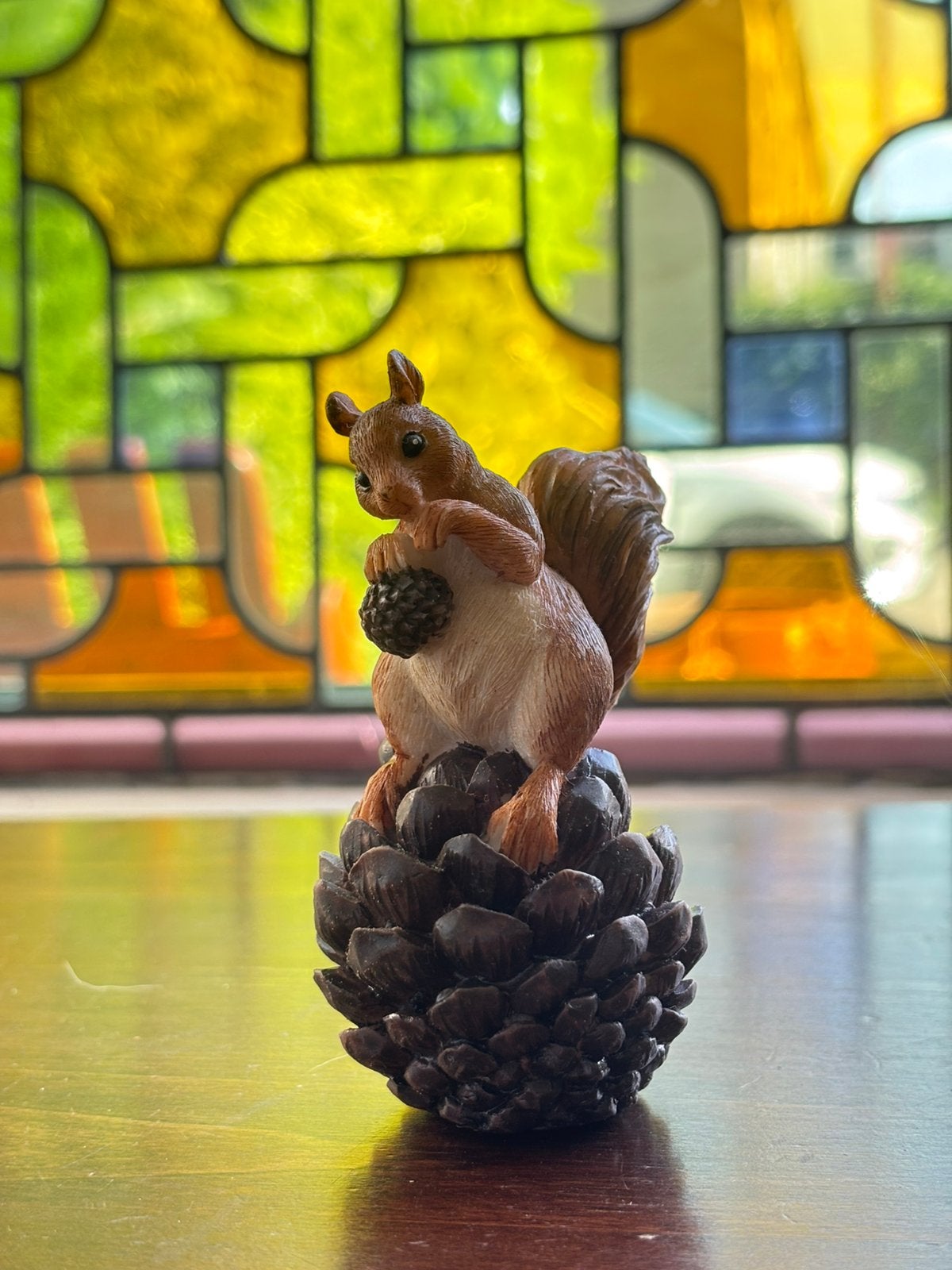 Polystone beeldje eekhoorn, Ophalen of Verzenden, Zo goed als nieuw, Dier