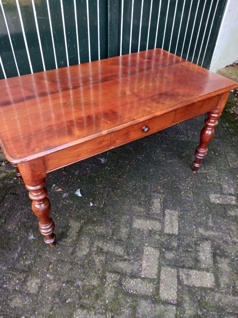 Mahonie Engelse Tafel, Ophalen