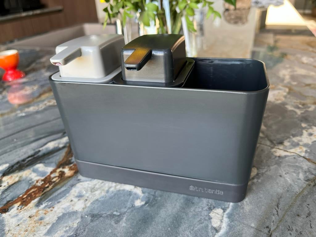 Brabantia SinkSide Organizer met twee zeepdispensers, Ophalen, Kunststof, Grijs, Brabantia