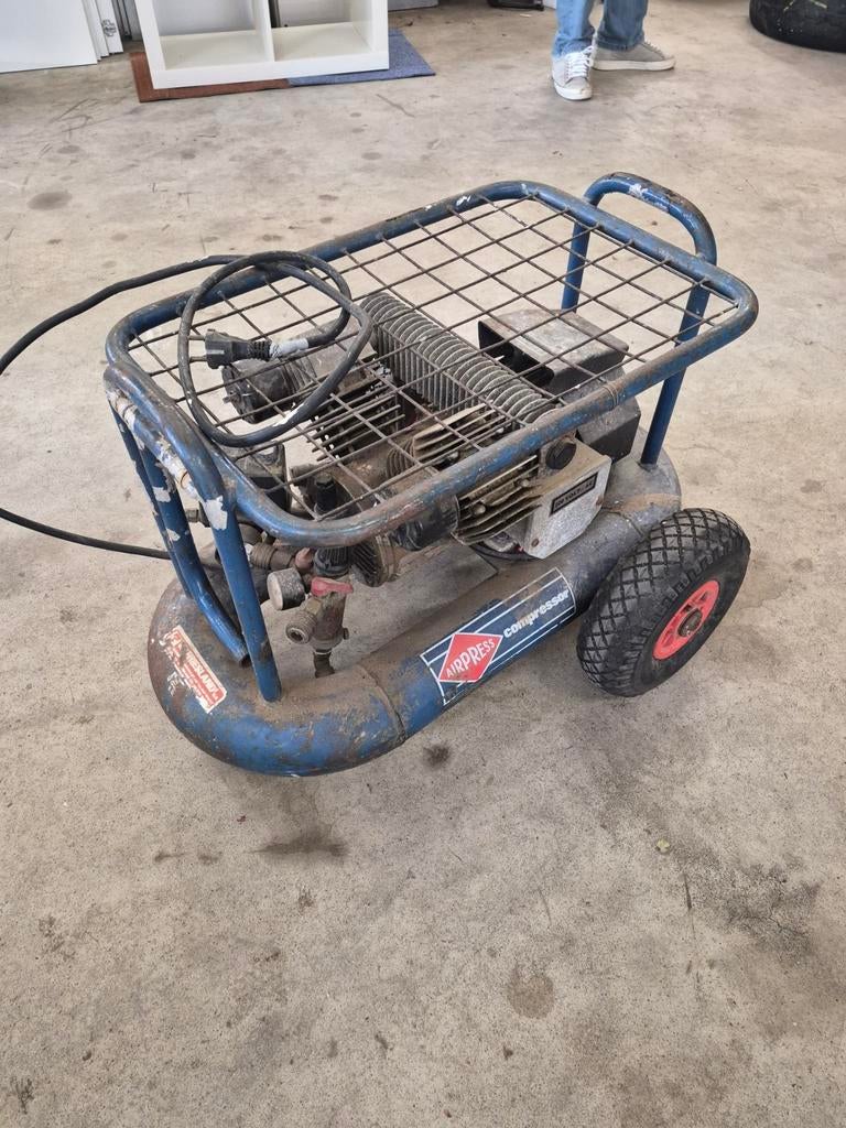Airpress Compressor - Gebruikt, Ophalen, Gebruikt, 6 tot 10 bar, 25 tot 100 liter
