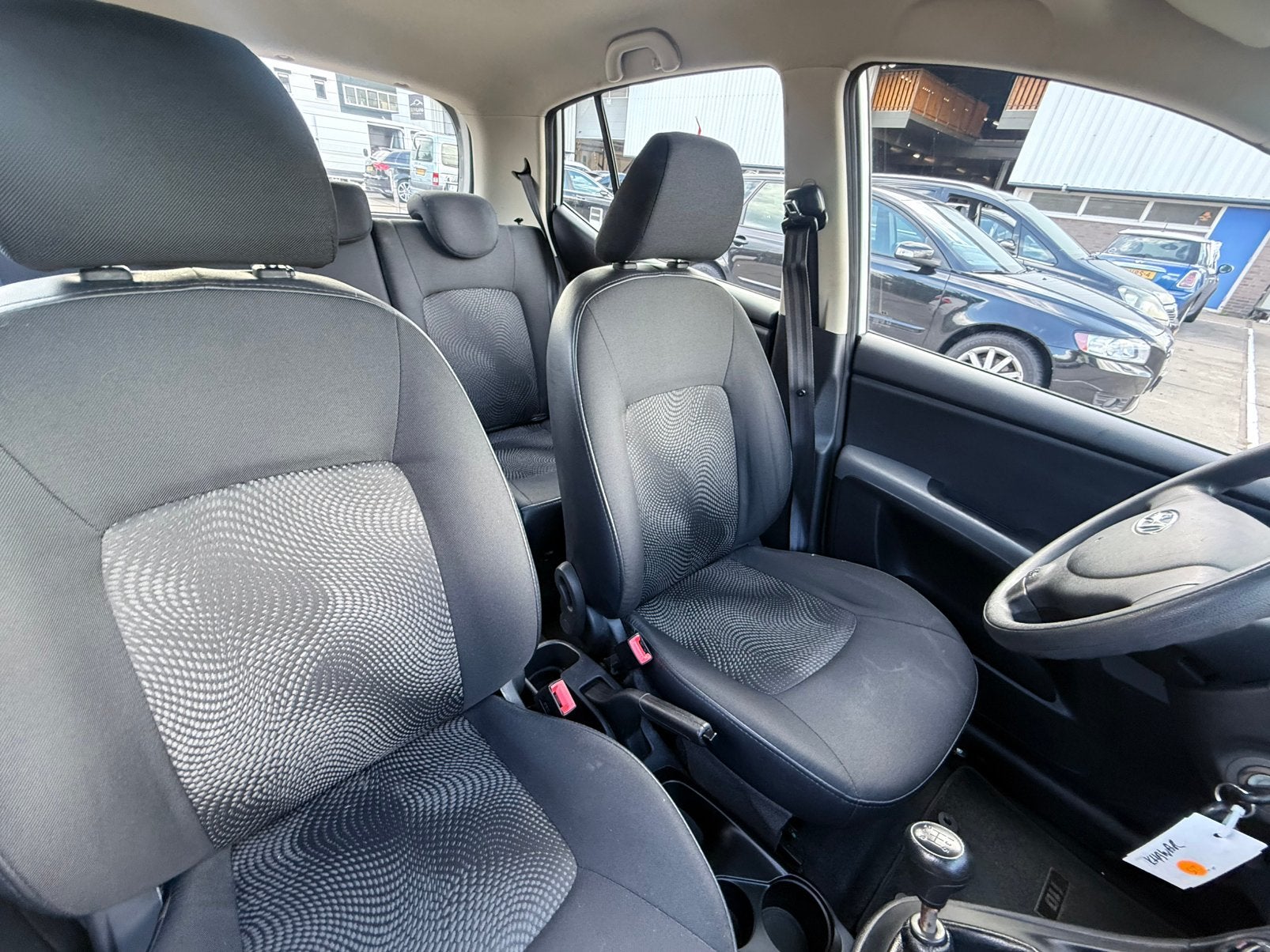 Foto 22 van Hyundai i10 1.0 || 84.996 KM NAP | Airco | 5-Deurs |APK 2027