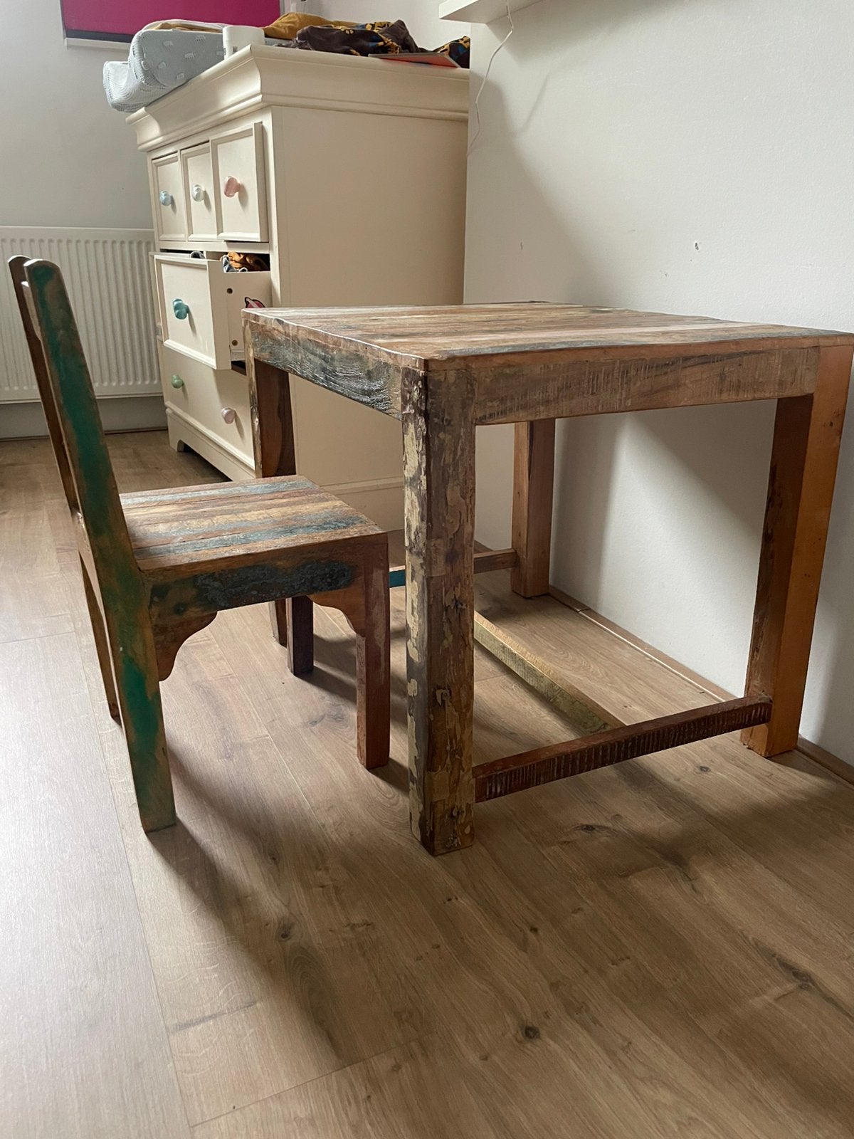 Sloophouten kinderbureau tafel met stoel peuter kleuter kind, Ophalen, Zo goed als nieuw, Tafel(s) en Stoel(en)
