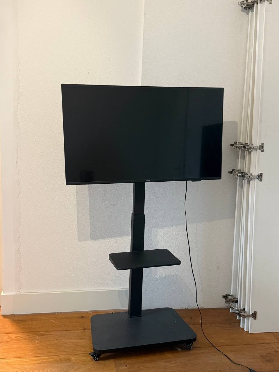 Philips 43PUS8079/12 4K Ambilight TV + Stand, Philips, LED, 50 Hz, Ophalen of Verzenden