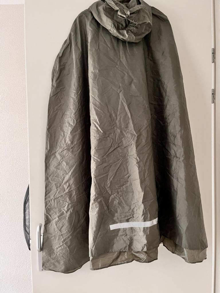 Ponco te koop -  nieuw, Ophalen of Verzenden, Nieuw, Maat 56/58 (XL), Groen