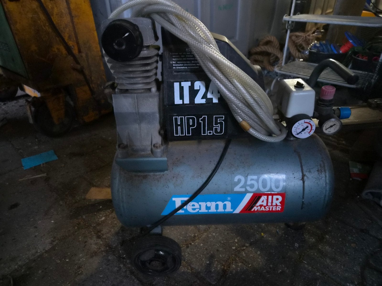compressor, Minder dan 25 liter, Ophalen of Verzenden, Minder dan 200 liter/min