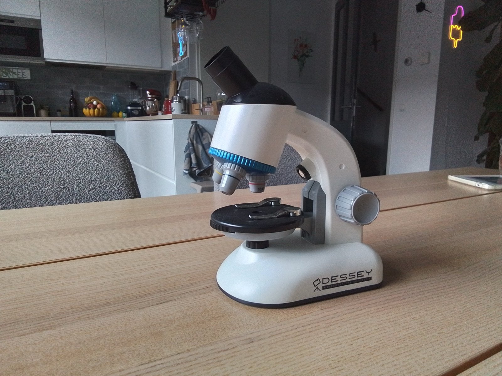 Odyssey Beginners Microscoop met complete set, Ophalen of Verzenden, Zo goed als nieuw, Minder dan 400x, Biologische microscoop