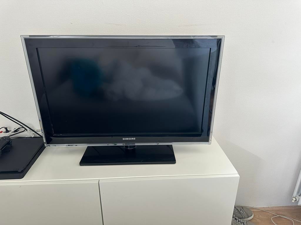 Samsung TV 80 cm (32 inch) - Gebruikt + afstandsbediening, Audio, Tv en Foto, Televisies, Ophalen, 50 Hz, 80 tot 100 cm, Zo goed als nieuw