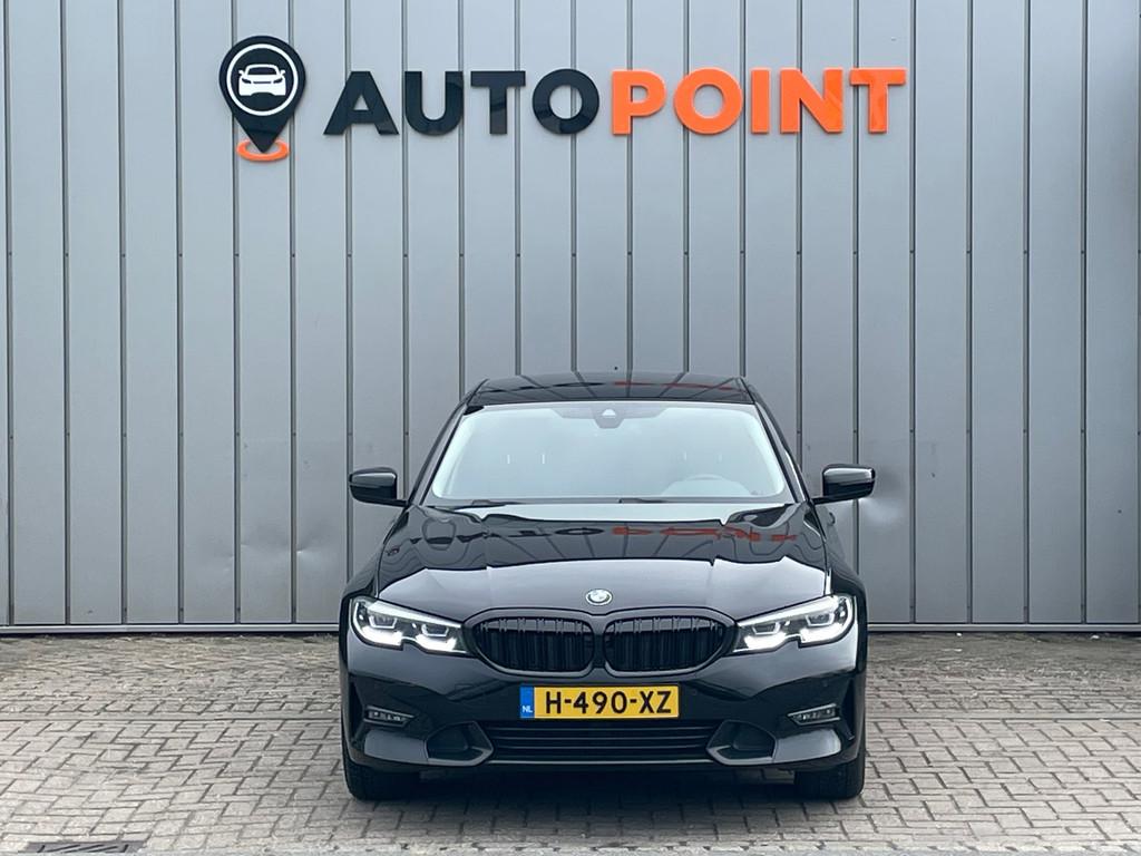 BMW 3-serie 330e eDrive Edition 1E EIG DEALEROND ORG NL|VIRT, Auto's, 1998 cc, Achterwielaandrijving, Gebruikt, Zwart