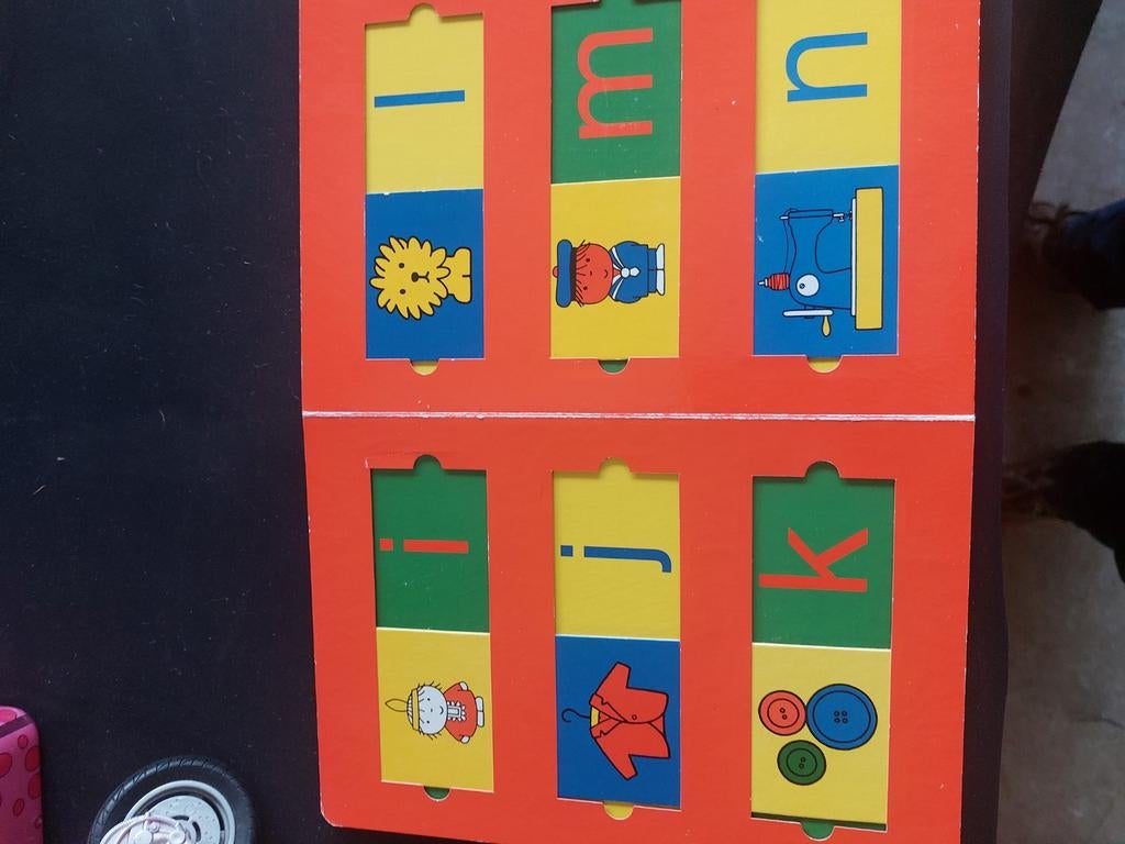 Nijntje abc schuifpuzzel, Ophalen